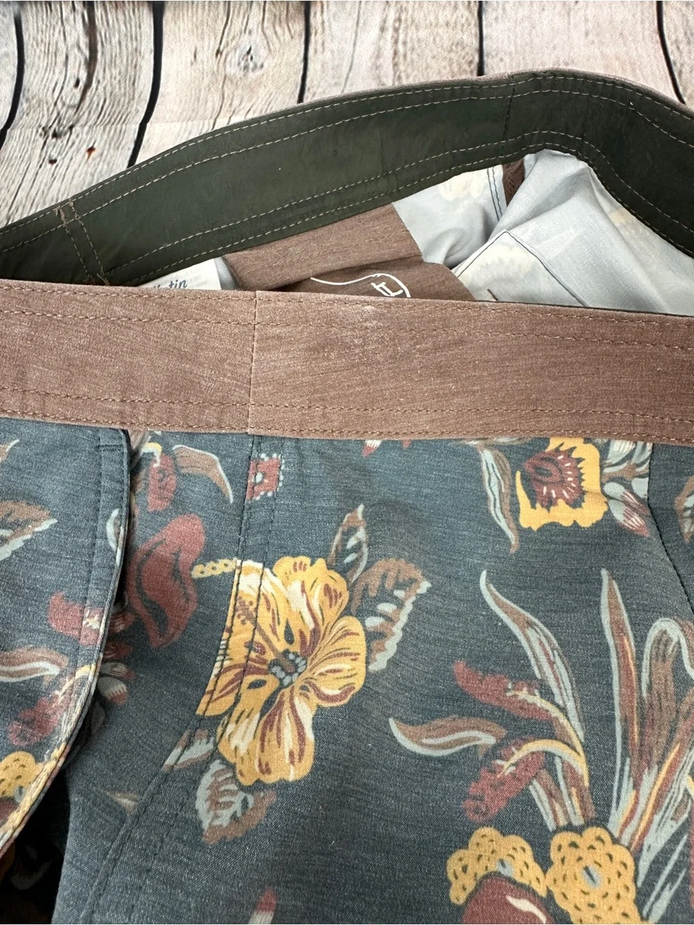 Katin Mallow Hybrid Trunks in a tropical floral print size 34